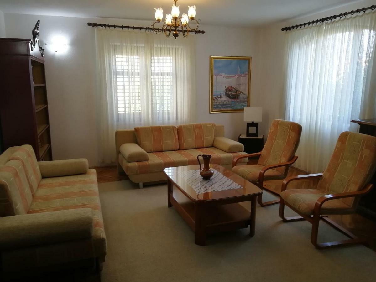 Apartman Mladenka スペタル エクステリア 写真