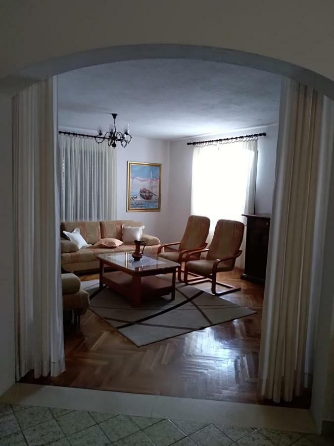 Apartman Mladenka スペタル エクステリア 写真